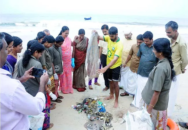 Marine pollution plastics  Kerala youth alert awareness 